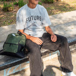 Camiseta-Future-Flag-Cinza-Mescla-Frente-Ambiente