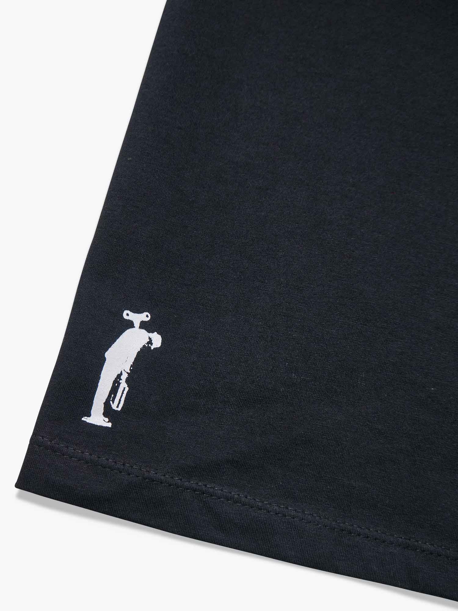 Camiseta-Future-Master-Plan-Preta-Close-Costas-02