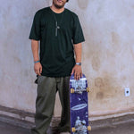 Camiseta-Future-Mycrocosmos-Preto-Frente-Lifestyle