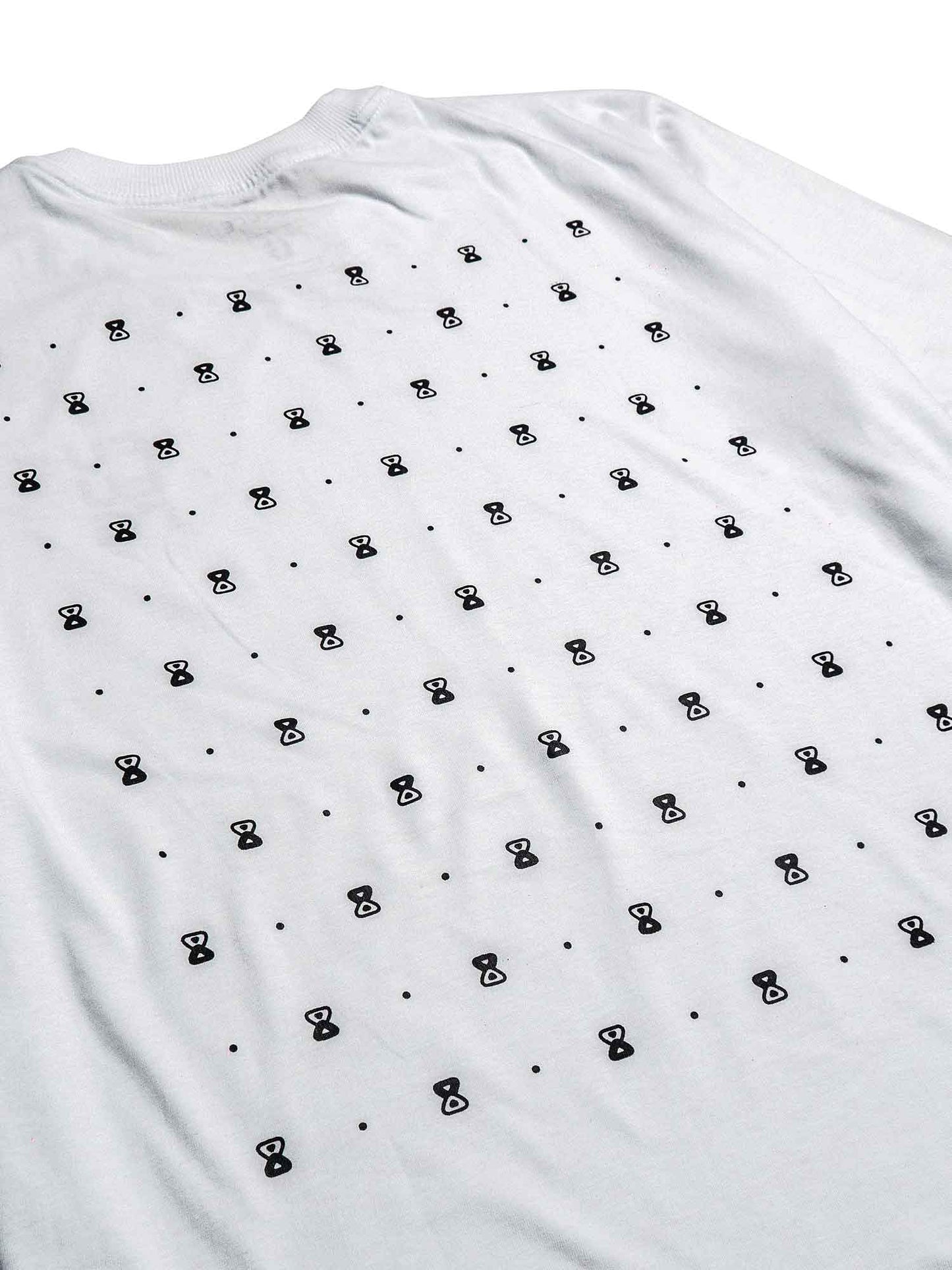 Camiseta-Future-Texturized-Branca-Costas-Close