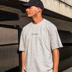 Camiseta-Future-Time-Vs-Life-Cinza-Mescla-Frente-Ambiente