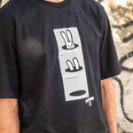 Camiseta-Future-Underground-Preta-Close-Ambiente