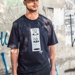 Camiseta-Future-Underground-Preta-Frente-Ambiente