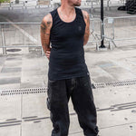 Regata-Future-Logo-Preta-Frente-Modelo