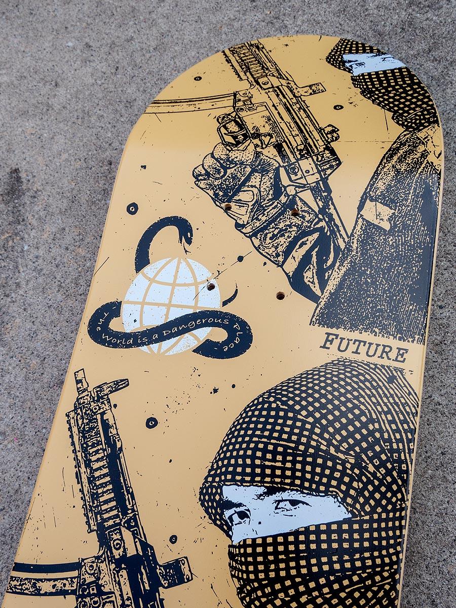 Shape Maple Future Thiago Garcia Dangerous Place 8.1 Close Nose