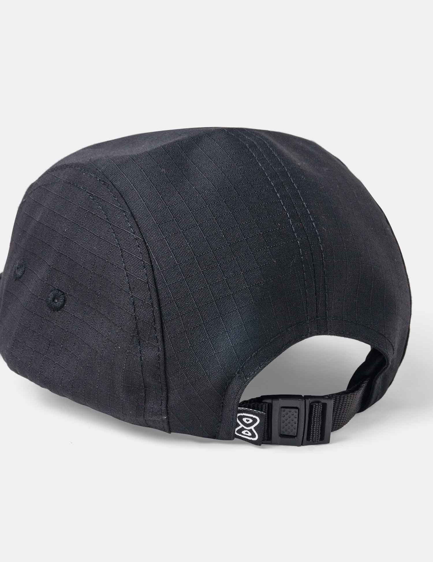 Bone-5-Panel-Future-Reticencias-Preto-Costas