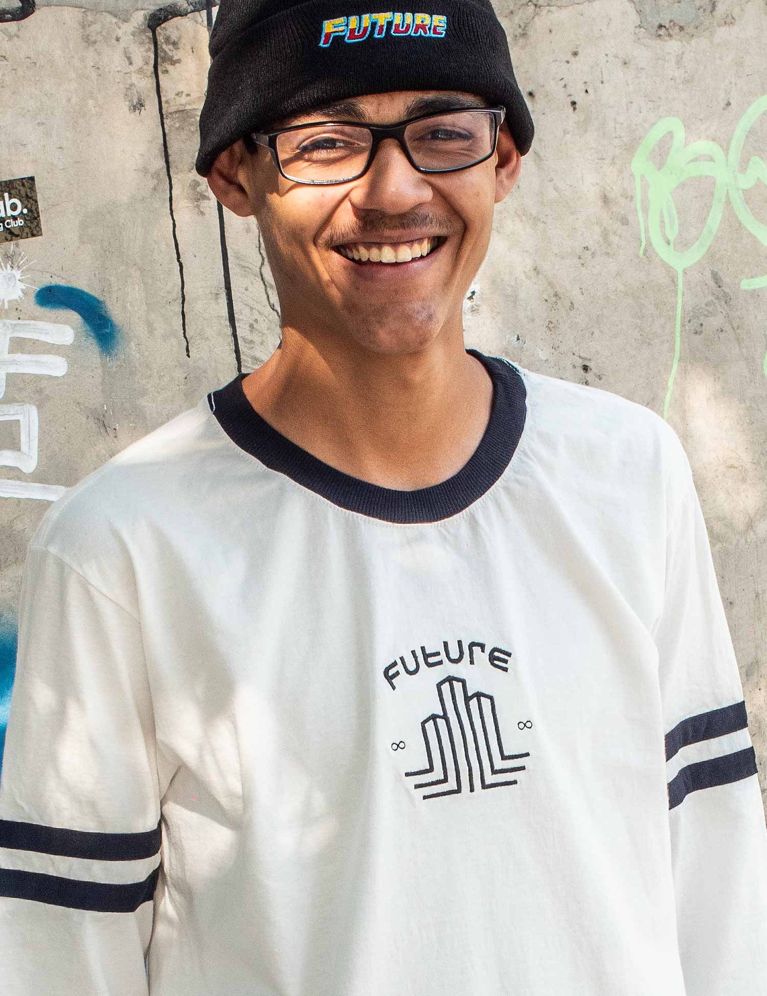 Camiseta Future City Players Off White Frente Close Ambiente