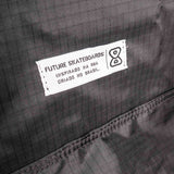Mochila Future Flow Preta Close Etiqueta