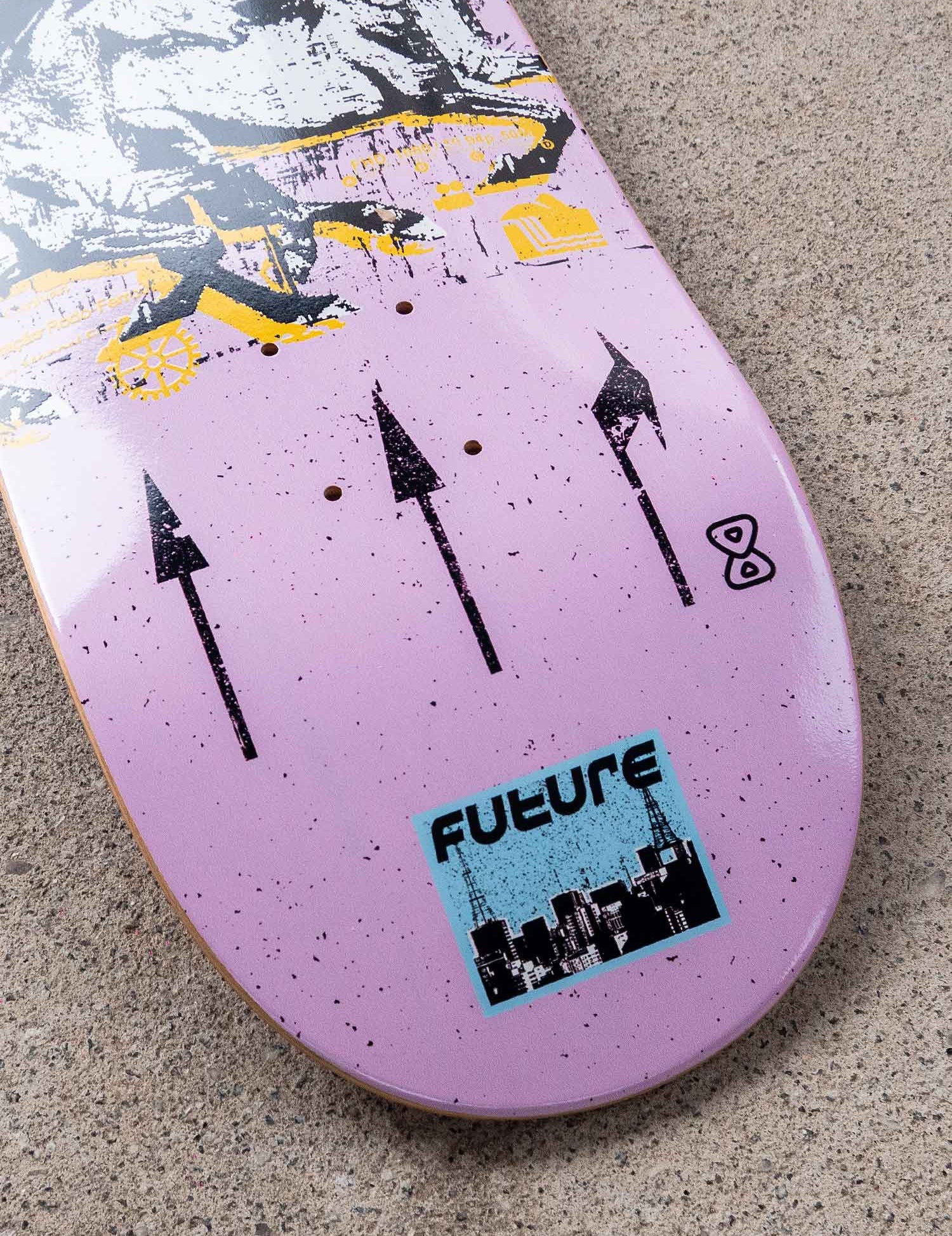 shape-maple-future-calado-pro-8.25-ambiente-close-tail