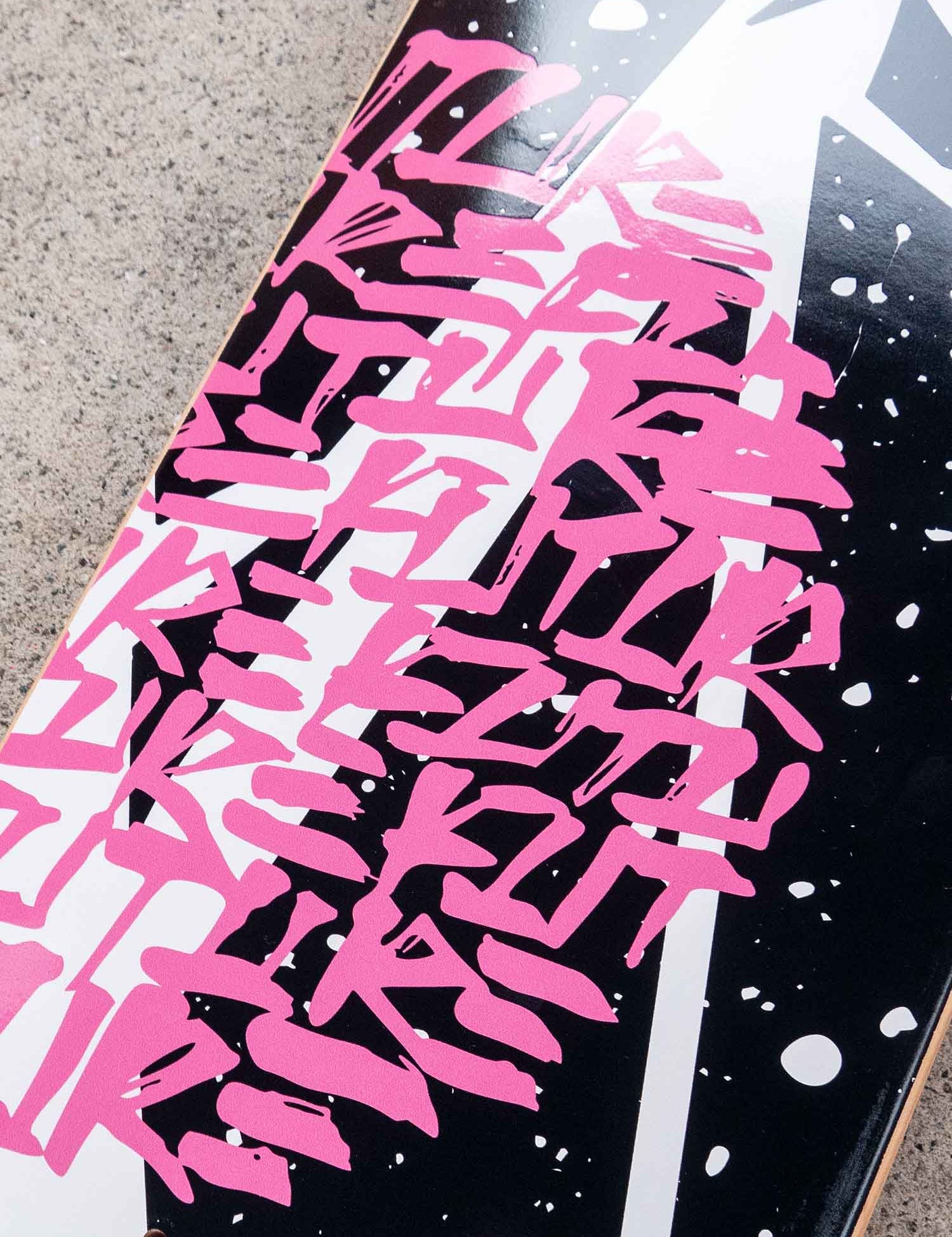 shape-maple-future-raynan-8.25-ambiente-close