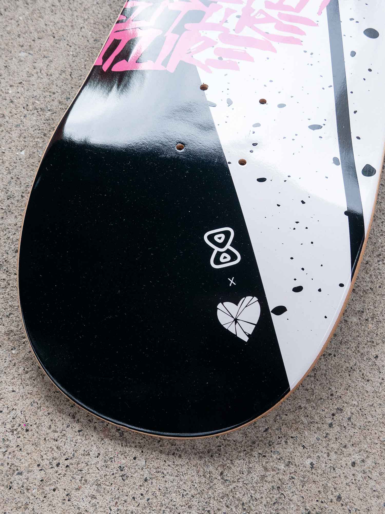 shape-maple-future-raynan-8.5-ambiente-close-tail