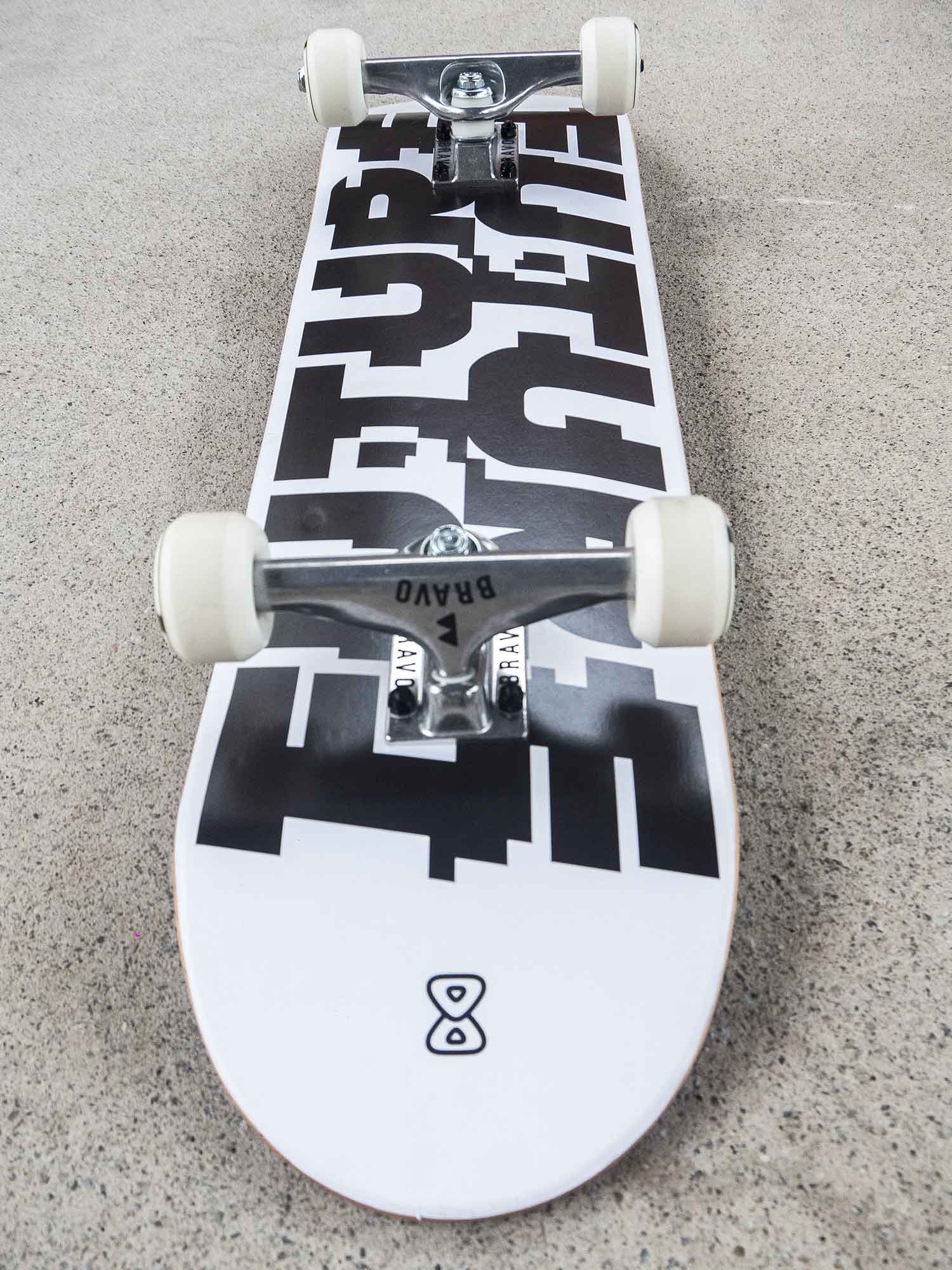 skate-montado-future-infinity-branco-tail