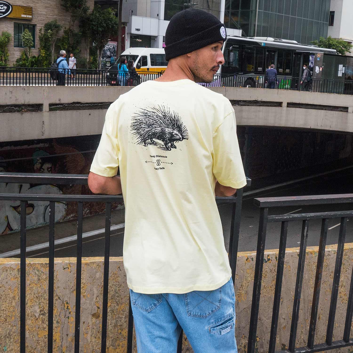 Camiseta Basica Social Distance Amarela - Future Skateboards